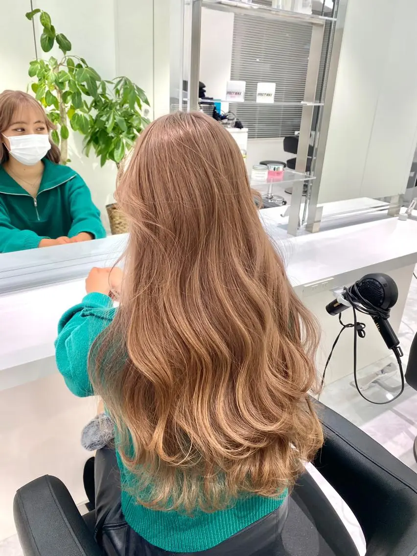 ロング センターパート特化 井上健太のヘアスタイル