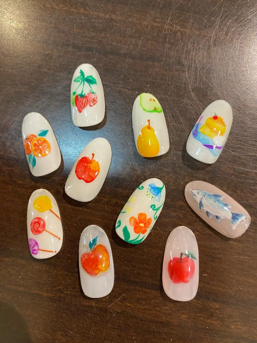 ミディアム ネイル 代々木 GINGERNAILのネイルデザイン