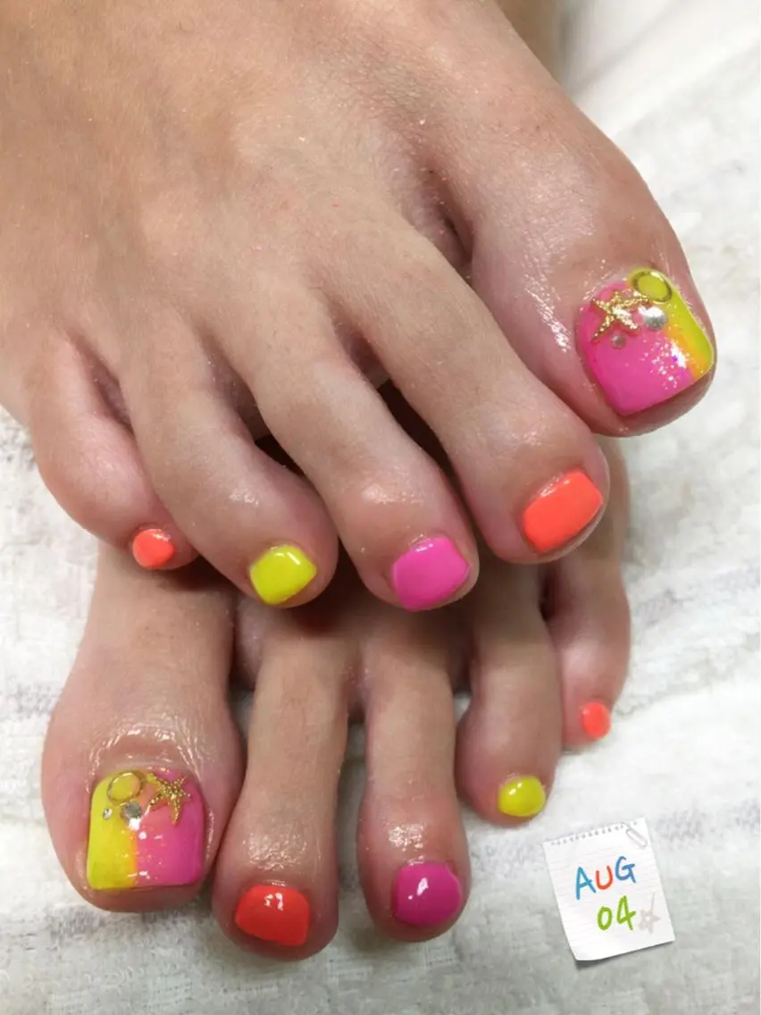 ネイル アートネイル フットネイル Sakura NaiLのネイルデザイン