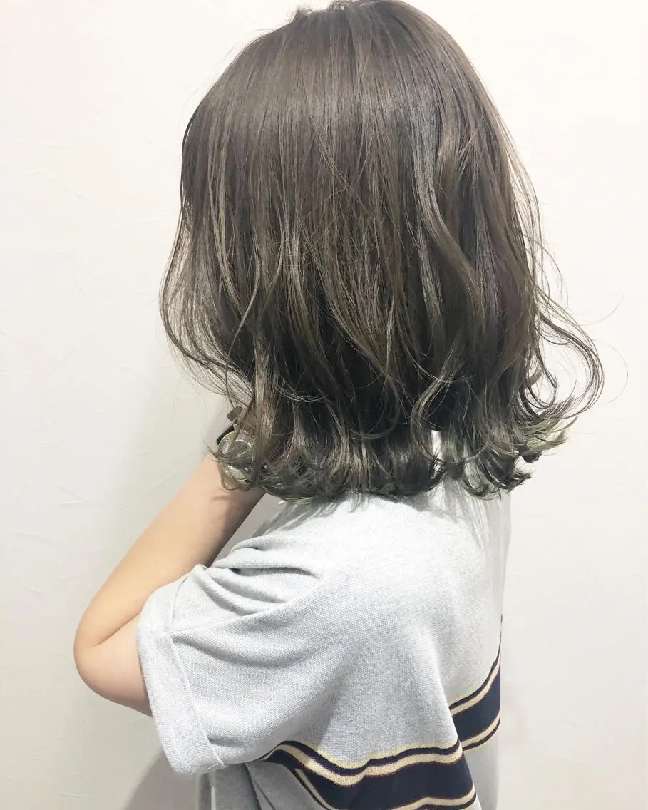 カラー ハイライトカラー 夜23時まで予約🉑 reverieあきらのヘアスタイル