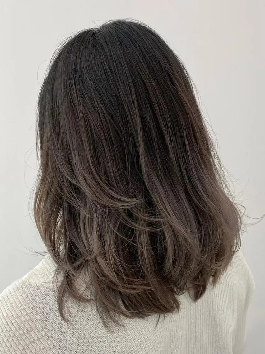 セミロング レイヤーカット ✨髪質改善✨山口 ✨矯正 カラー✨のヘアスタイル
