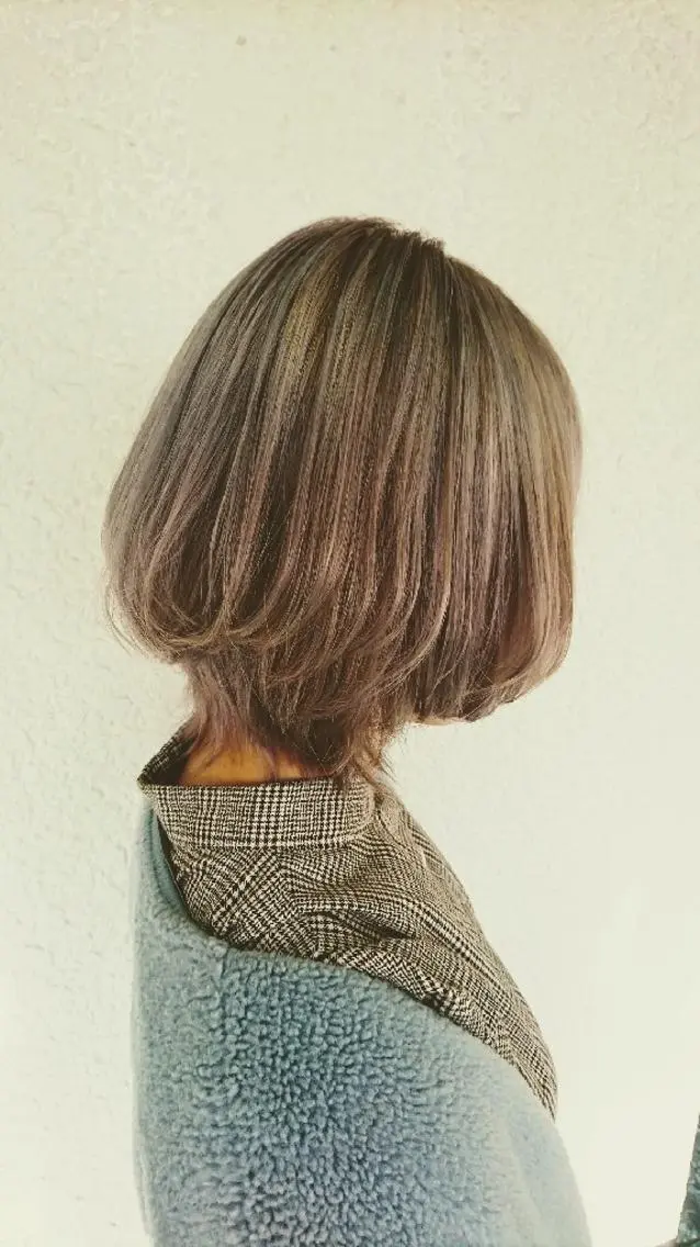 ショート カラー ベージュカラー ダブルカラー 艶カラー/インナー /グラデ/大西小百合のヘアスタイル