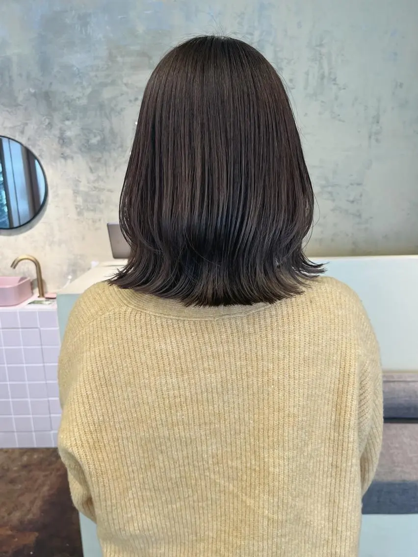 ミディアム カラー ベージュカラー オリーブベージュ ヘアカラー トリートメント 西山 紗耶香🪽 透明感カラー/ボブのヘアスタイル