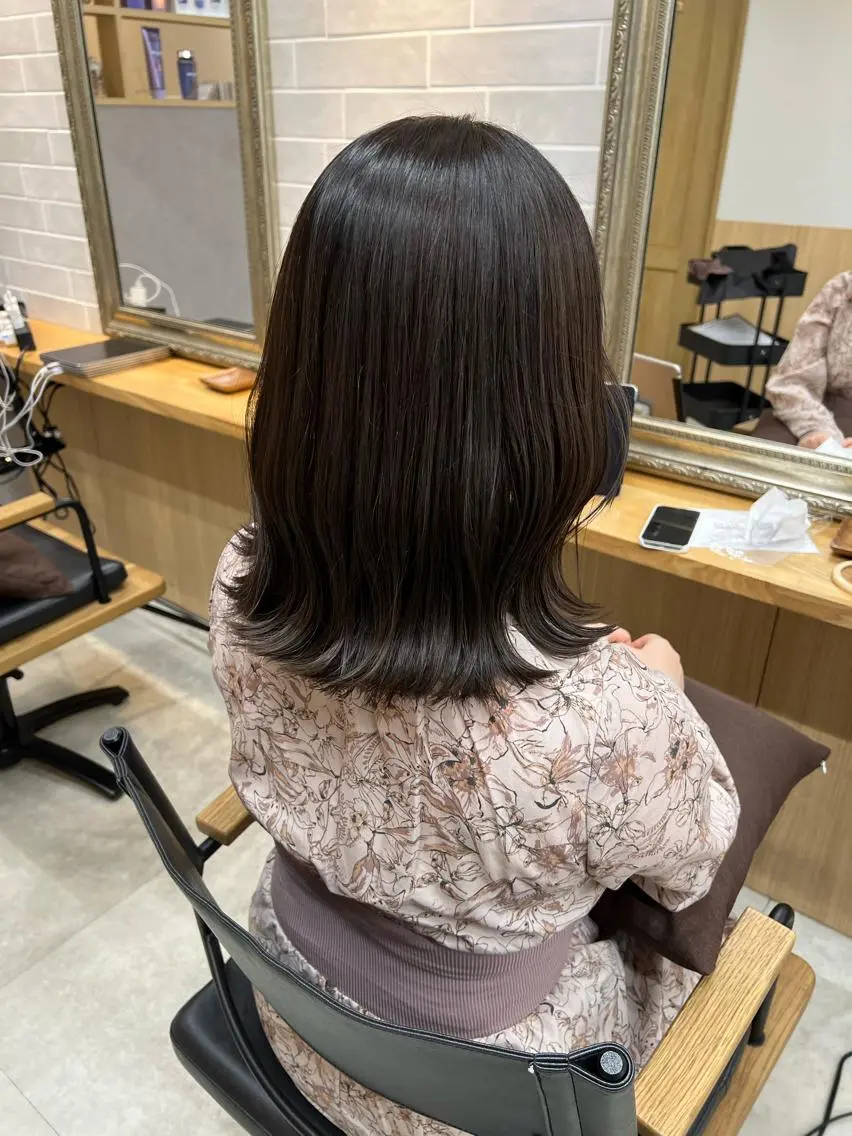 セミロング カラー グレージュ ✨️今だけ無料✨️ 鶴田みなみのヘアスタイル