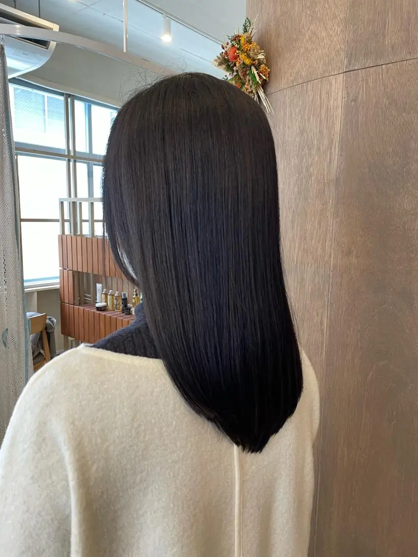 セミロング カラー カット ヘアカラー トリートメント 【髪質改善】【美髪】 【ツヤ髪】ほしのちりのヘアスタイル