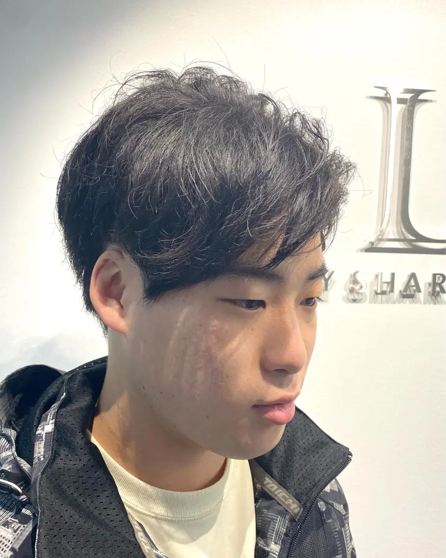 ショート メンズ フェードカット モヒカン マッシュ メンズショート ソフトモヒカン カット HANA ハナのヘアスタイル
