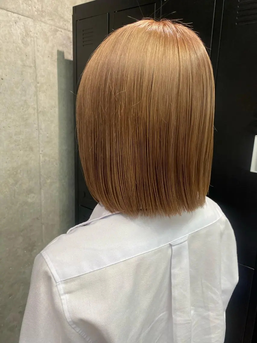 ミディアム カラー ベージュカラー ブリーチ ミルクティーベージュ ピンクカラー カット トリートメント hina💟 透明感カラーのヘアスタイル