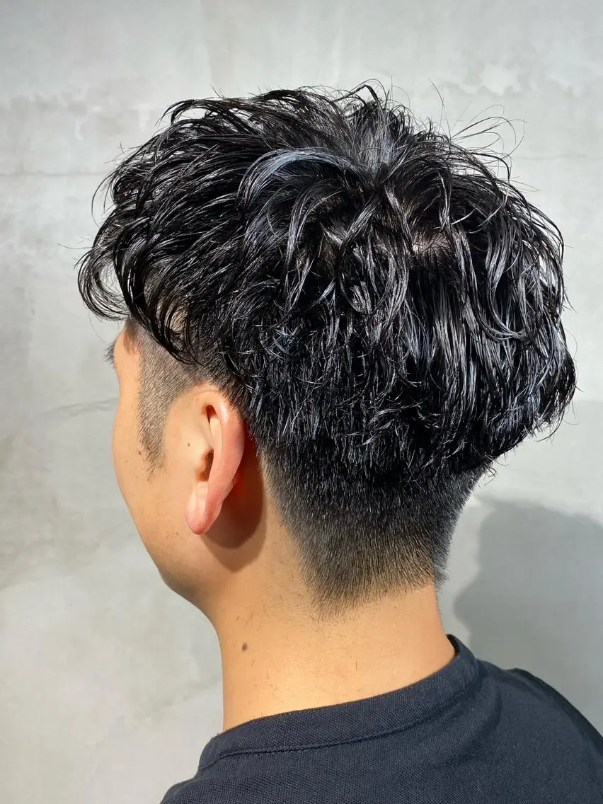 ショート パーマ メンズ 寄主 洸雅のヘアスタイル