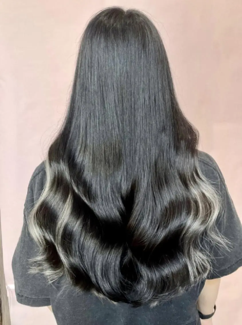 ロング 大阪レミーエクステ チビ編み込みのヘアスタイル