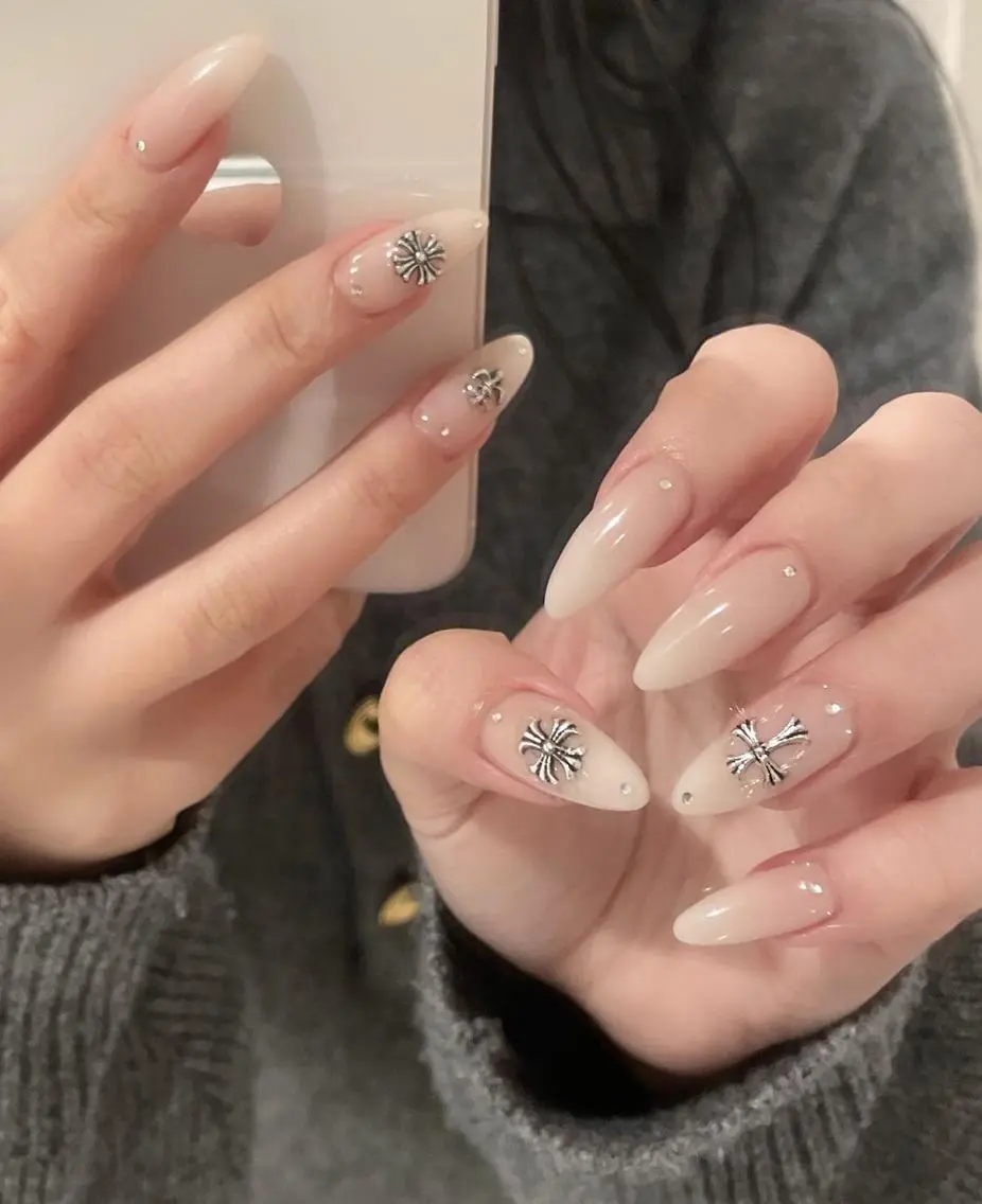 ネイル 長さ出し フレンチネイル グラデーション 卒業式 マグネットネイル ハンドネイル MIHANA SAKURAのネイルデザイン