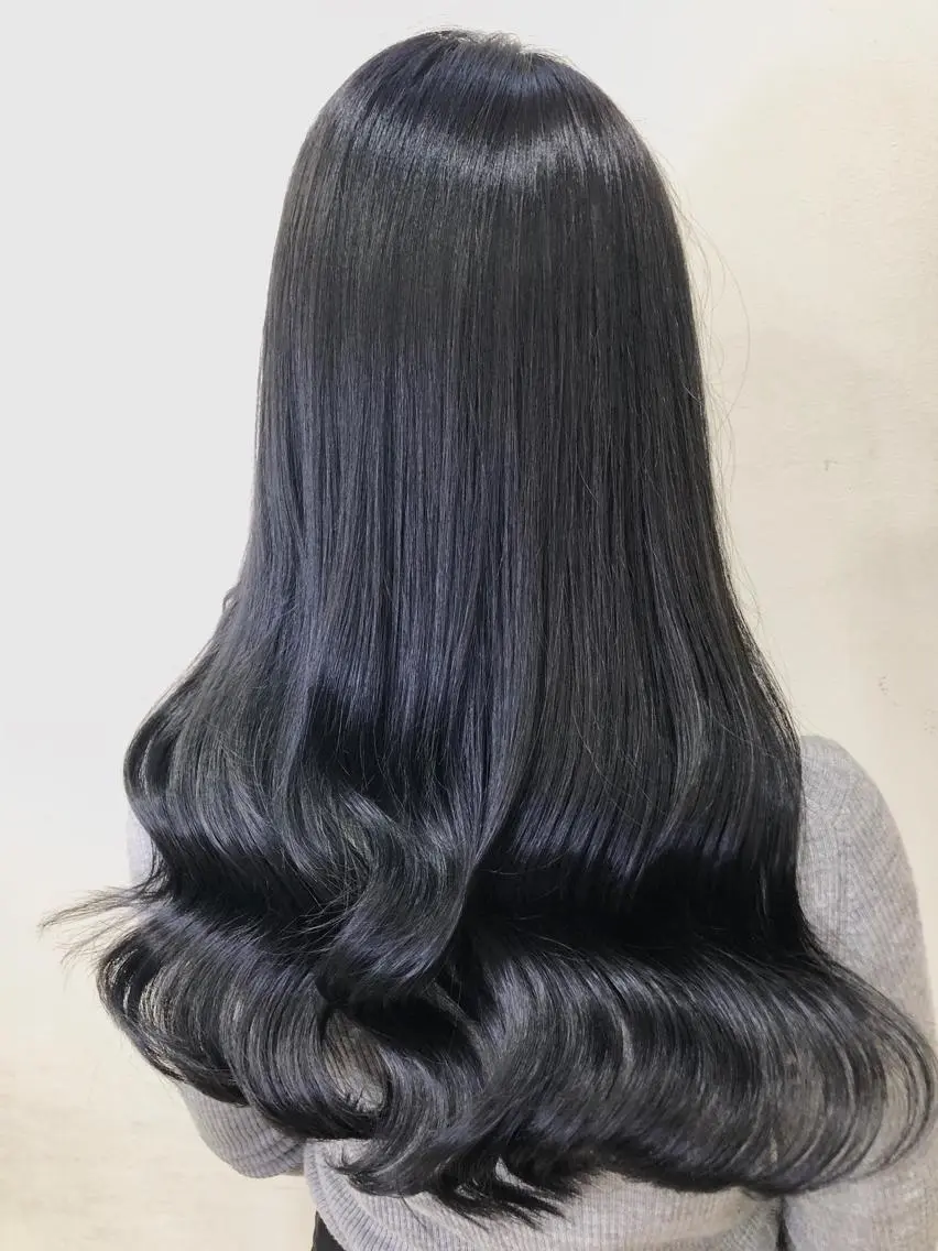 ロング Zina西新 井上貴幸のヘアスタイル