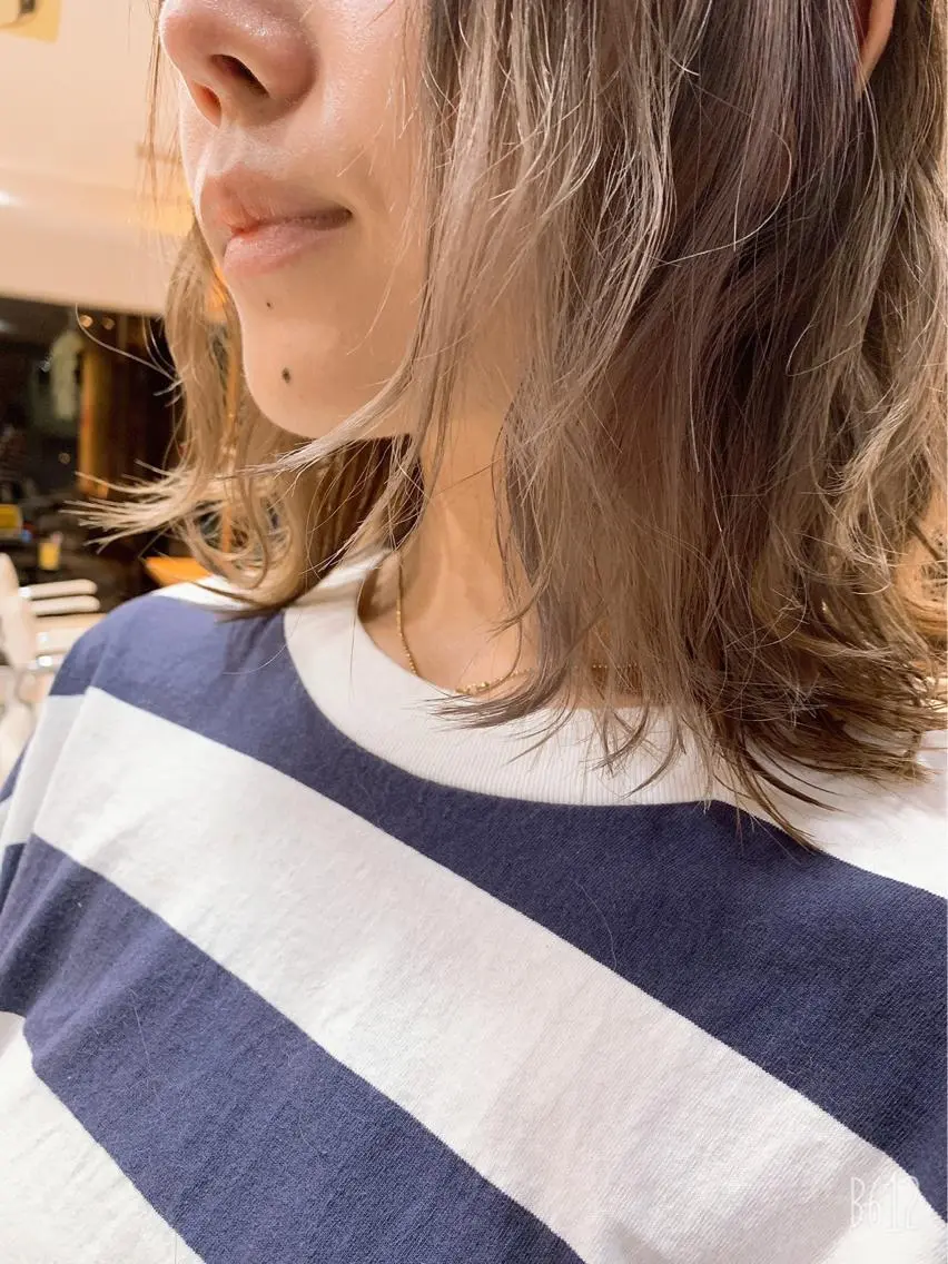 ミディアム カラー ヘアアレンジ 脱白髪染め美容師 竹内涼乃のヘアスタイル