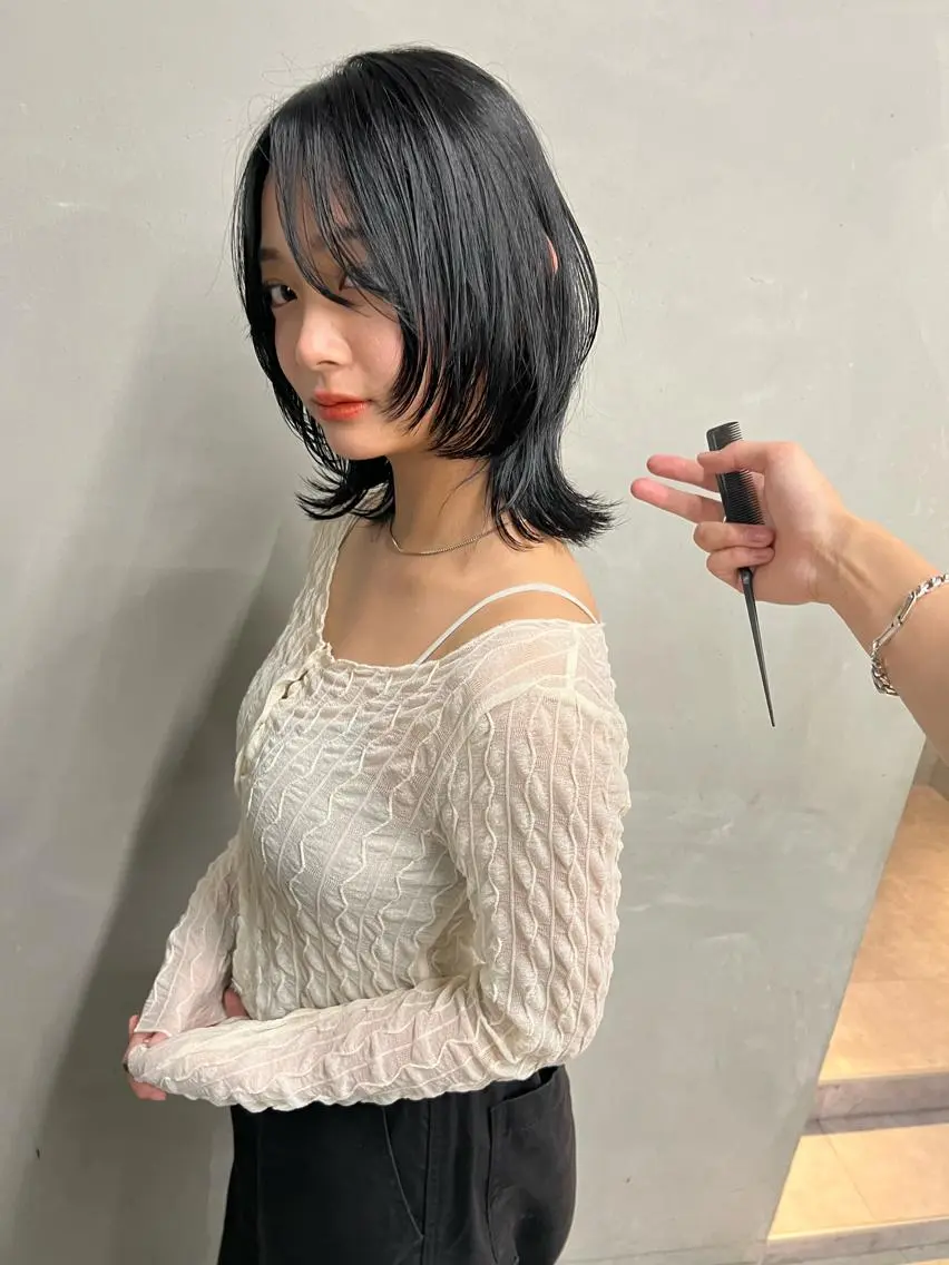 ミディアム レイヤーカット sakoda shunkiのヘアスタイル
