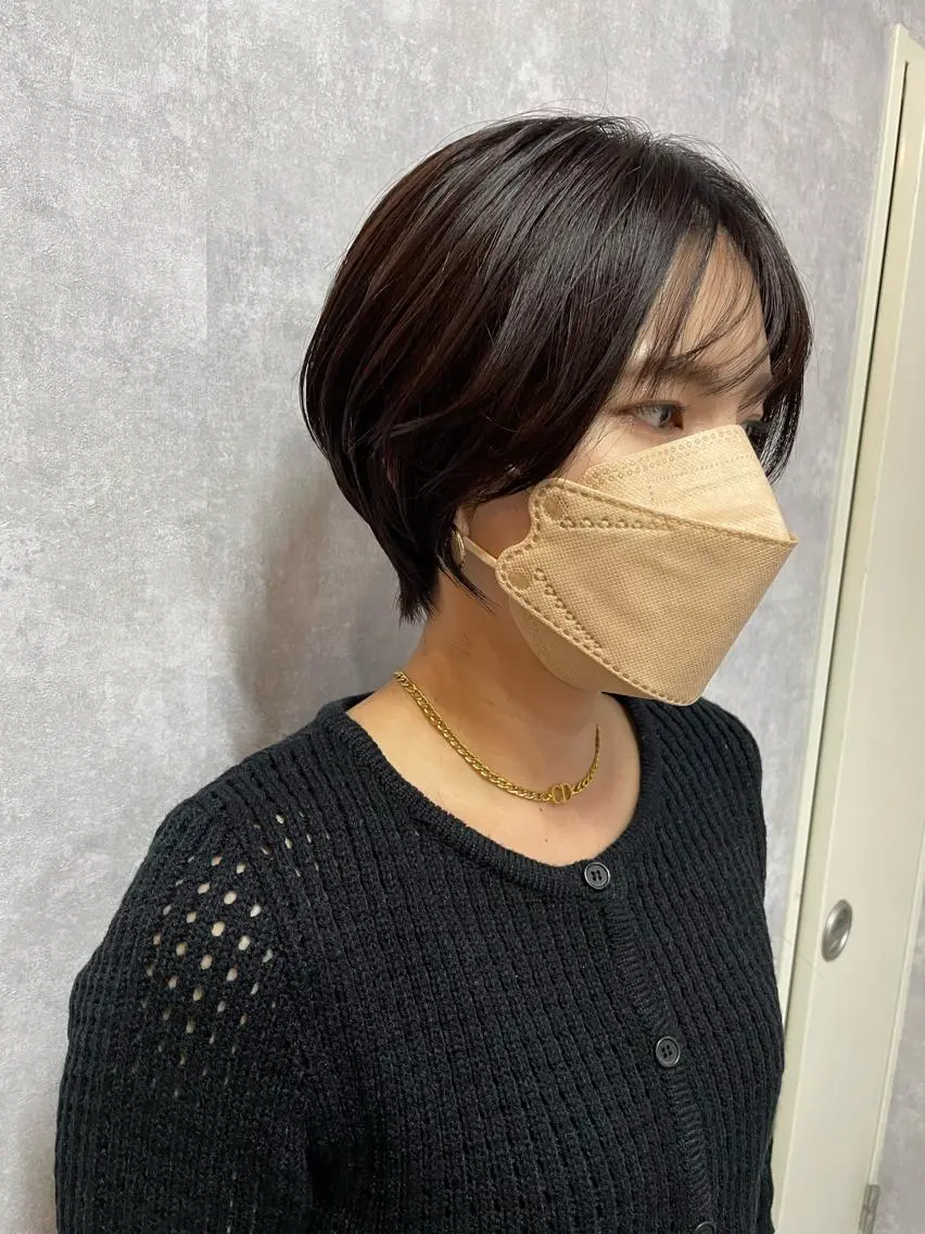 ショート 切りっぱなしボブ ショートボブ ハンサムショート 丸みショート アッシュ モテ髪/ボブ/ショー ト/アダチフウトのヘアスタイル