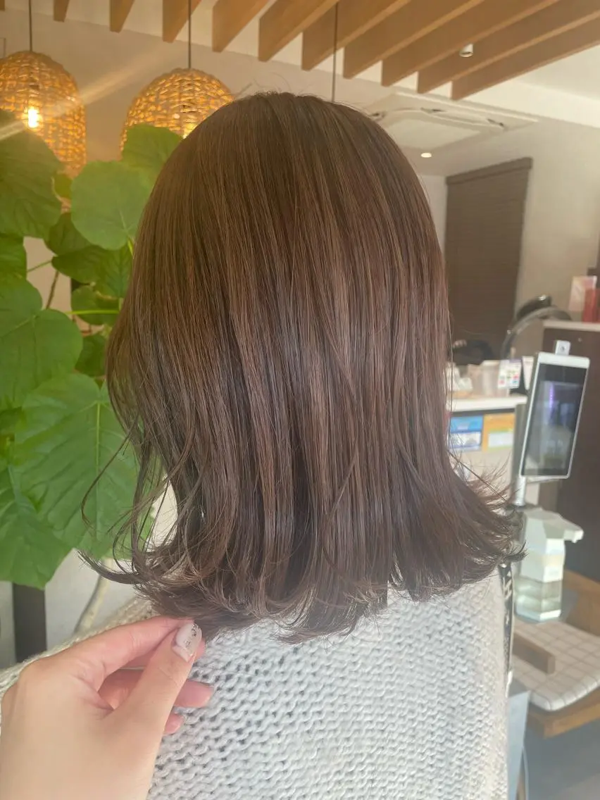 ミディアム カラー 高木 櫻のヘアスタイル