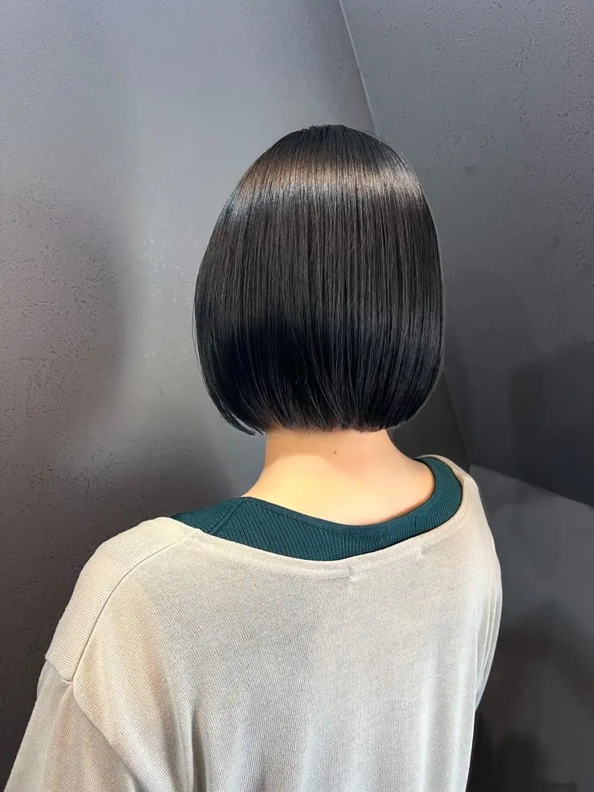 ショート ボブ カット ヘアカラー 縮毛矯正 トリートメント ヘッドスパ *くせ毛に特化* 【yun】のヘアスタイル