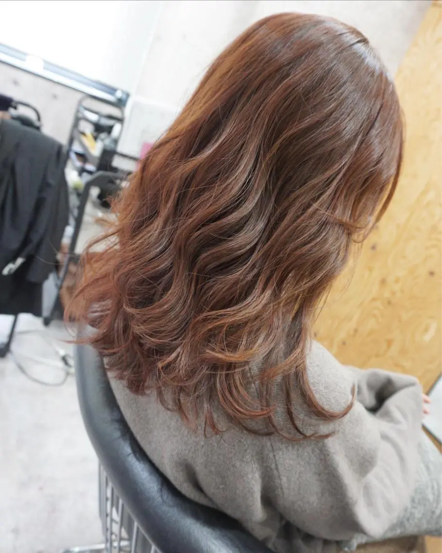 セミロング ピンクブラウン ハイライト カット ヘアカラー トリートメント hair teria ryu 大塚のヘアスタイル