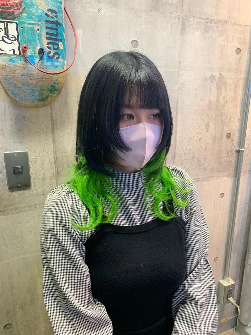ミディアム カラー ヘアカラー トリートメント ハイトーン/メンズ/ ウルフ特化 小松のヘアスタイル