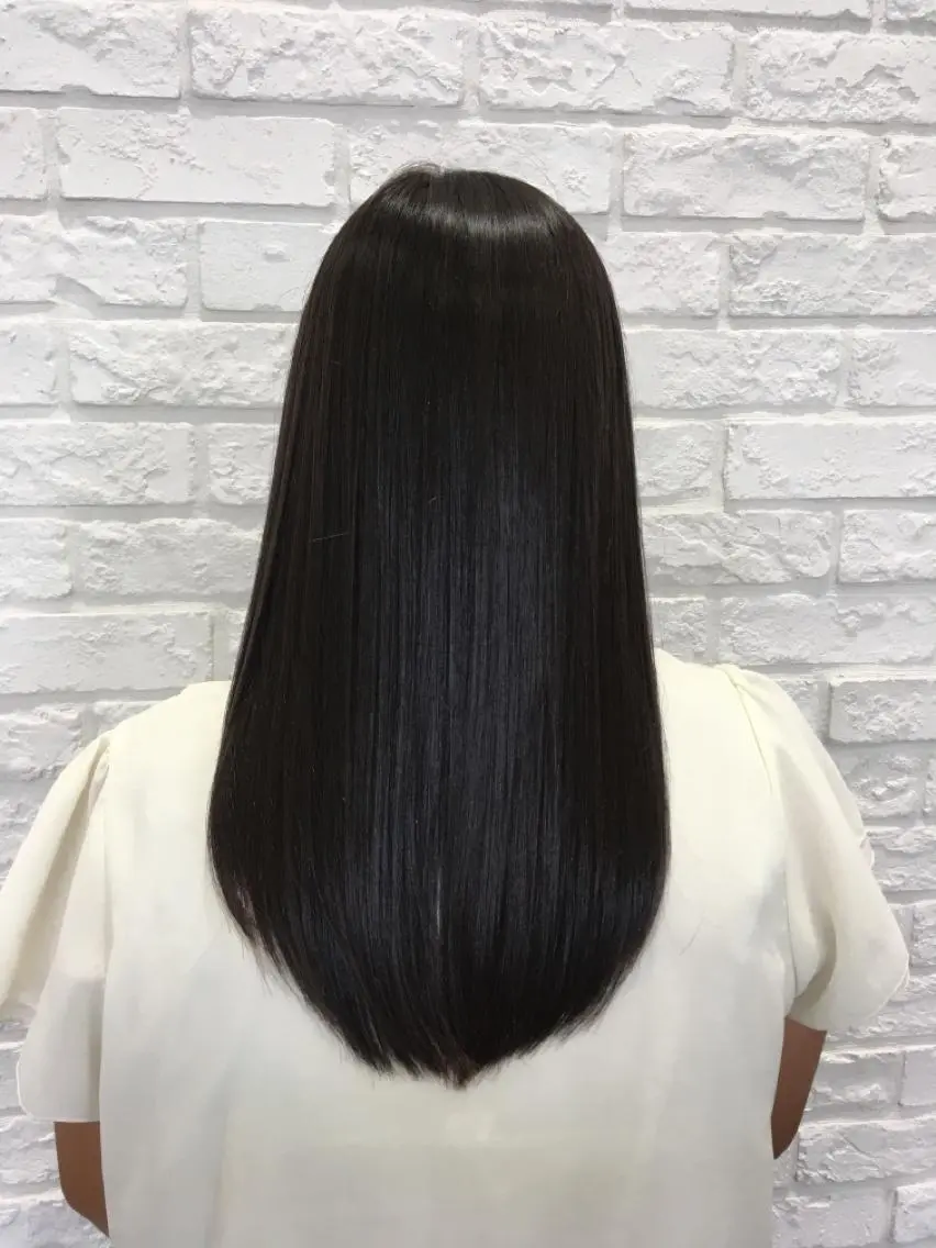ロング ブリーチしてても 綺麗にかかる縮毛矯正のヘアスタイル