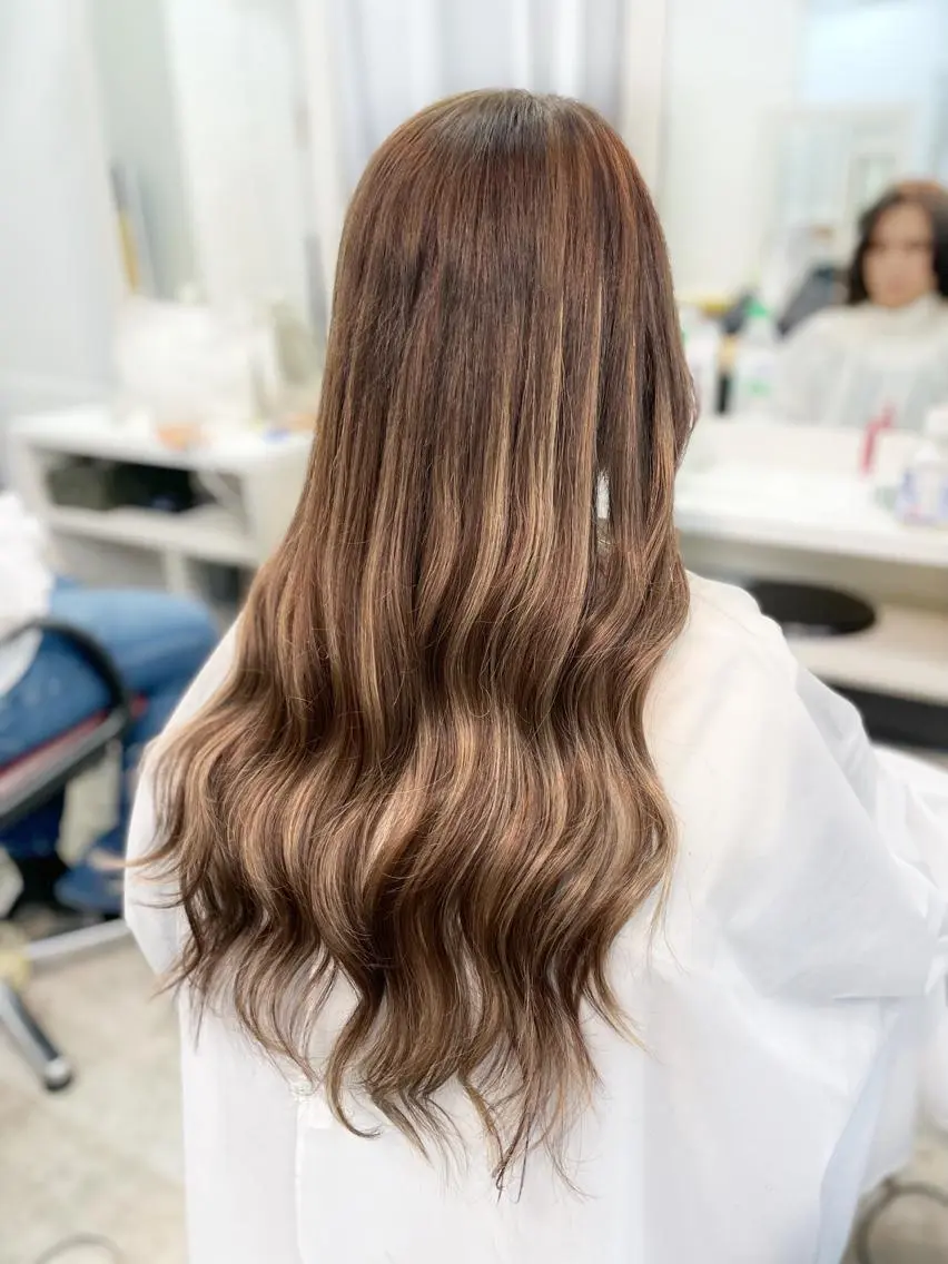 ロング カラー ハイライトカラー ハイライト カット ヘアカラー エクステ ヘアセット 韓国ヘア🤍髪質改善 🇰🇷AKANEのヘアスタイル