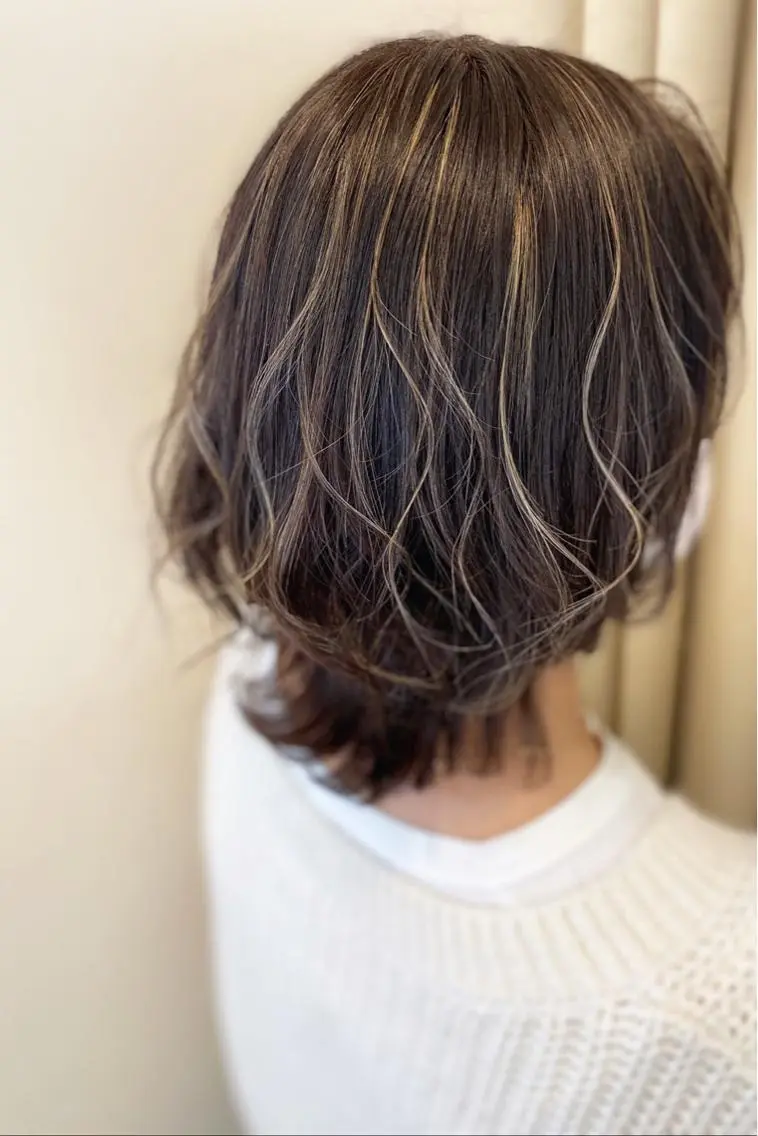 ショート カラー ハイライトカラー ハイライト シールエクステ専門店 Spira藤崎宮のヘアスタイル