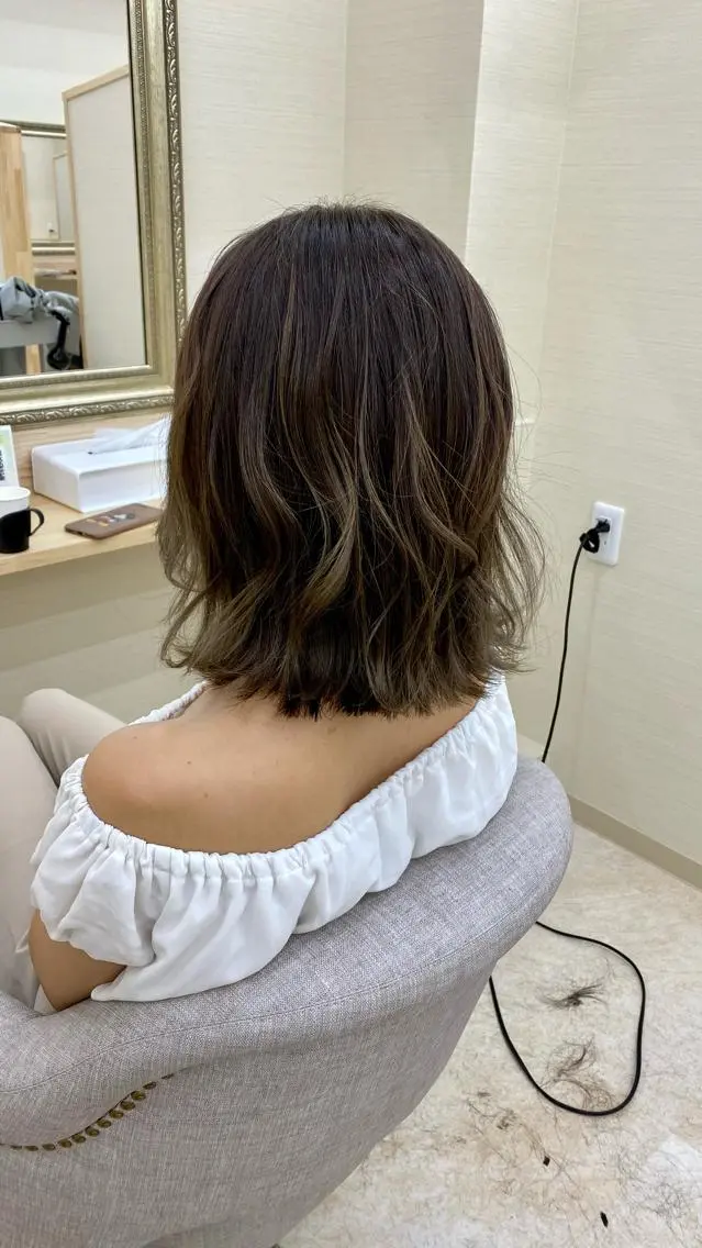 ミディアム カラー 切りっぱなしボブ ボブ INCE HAIR 竹牟礼翔のヘアスタイル