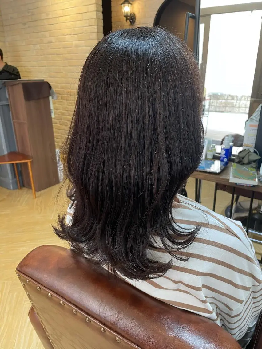 カラー MIKU ナチュラルヘア✂️✨のヘアスタイル
