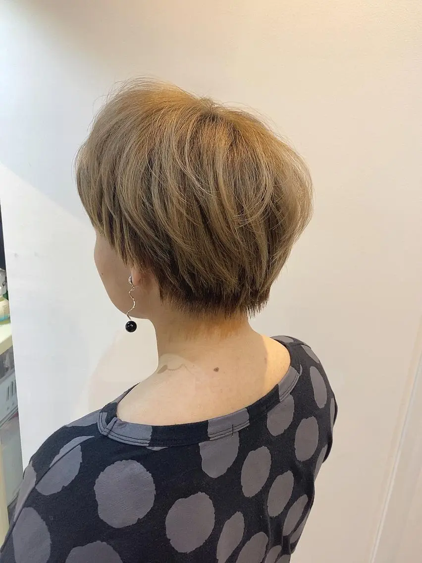ショート カラー ショートヘア 韓国ヘア☁️ mitsukiのヘアスタイル