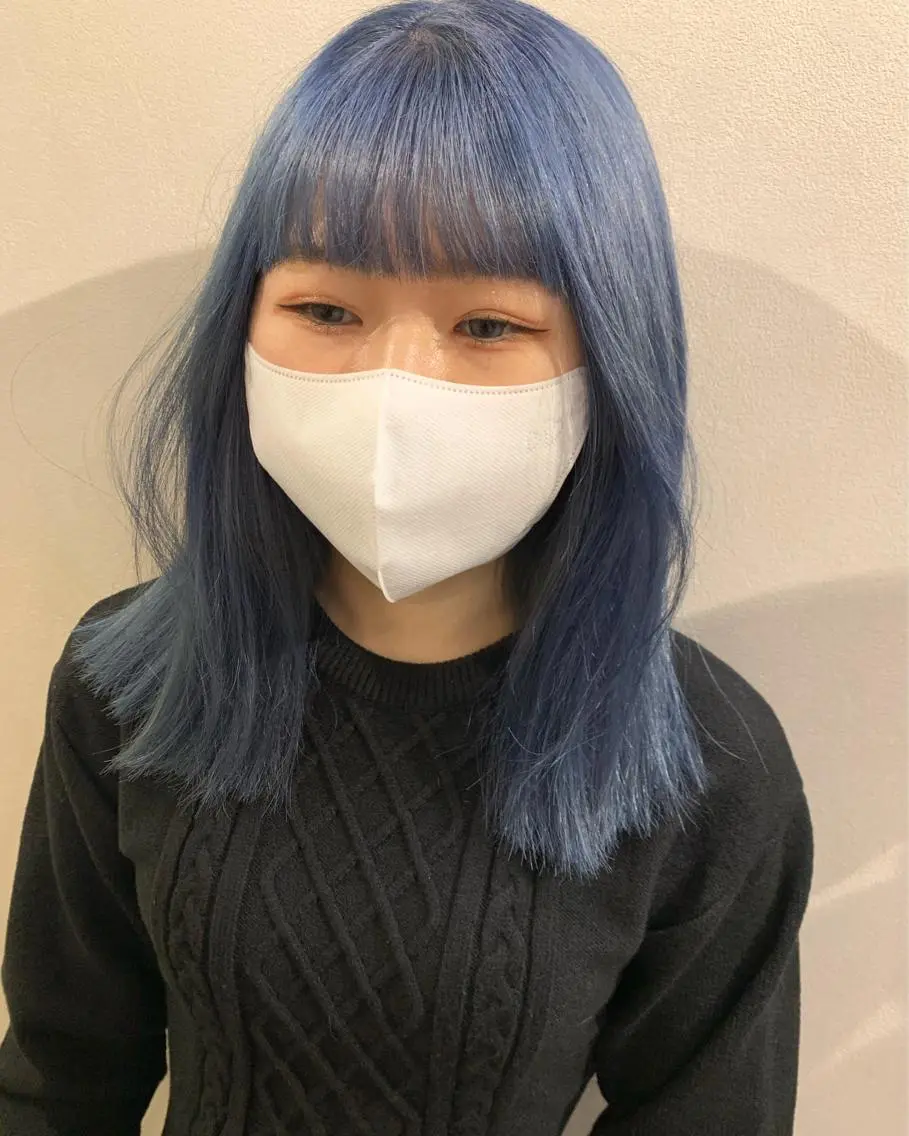 セミロング カラー ブリーチ ブルーカラー ブルーグレー カット ヘアカラー トリートメント hubhair レイヤー/透明感のヘアスタイル