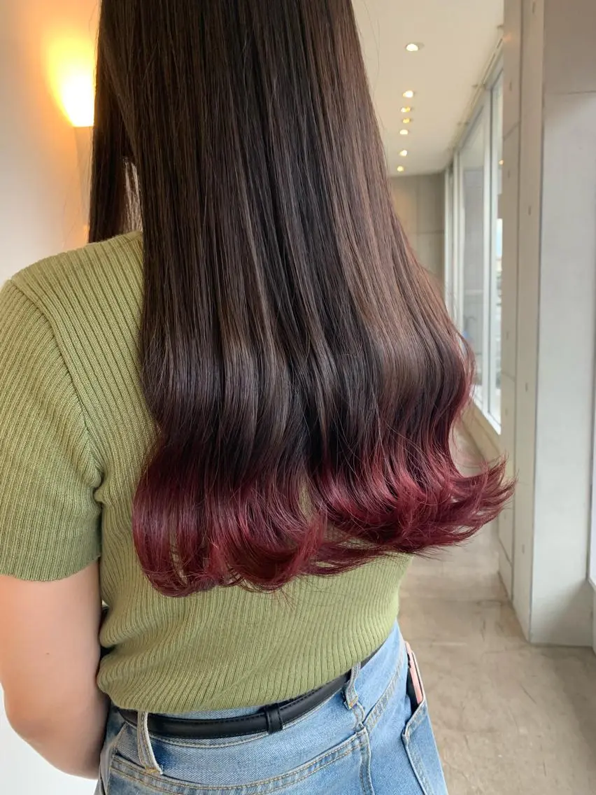 ロング おせ ちさとのヘアスタイル
