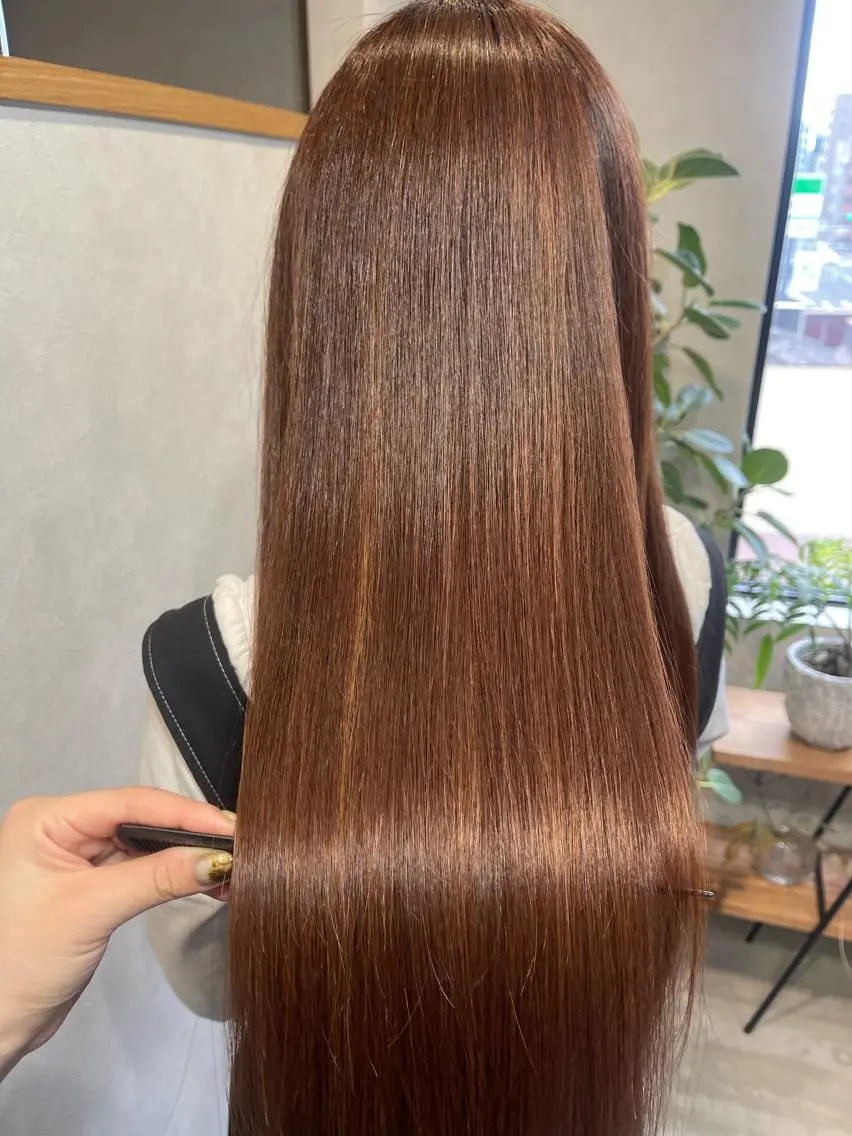 ロング 酸性ストレート ARCHE 心斎橋 常塚のヘアスタイル