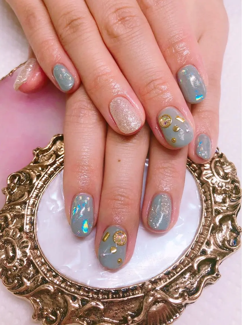 ネイル ハンドネイル CROWN プライベートサロンのネイルデザイン