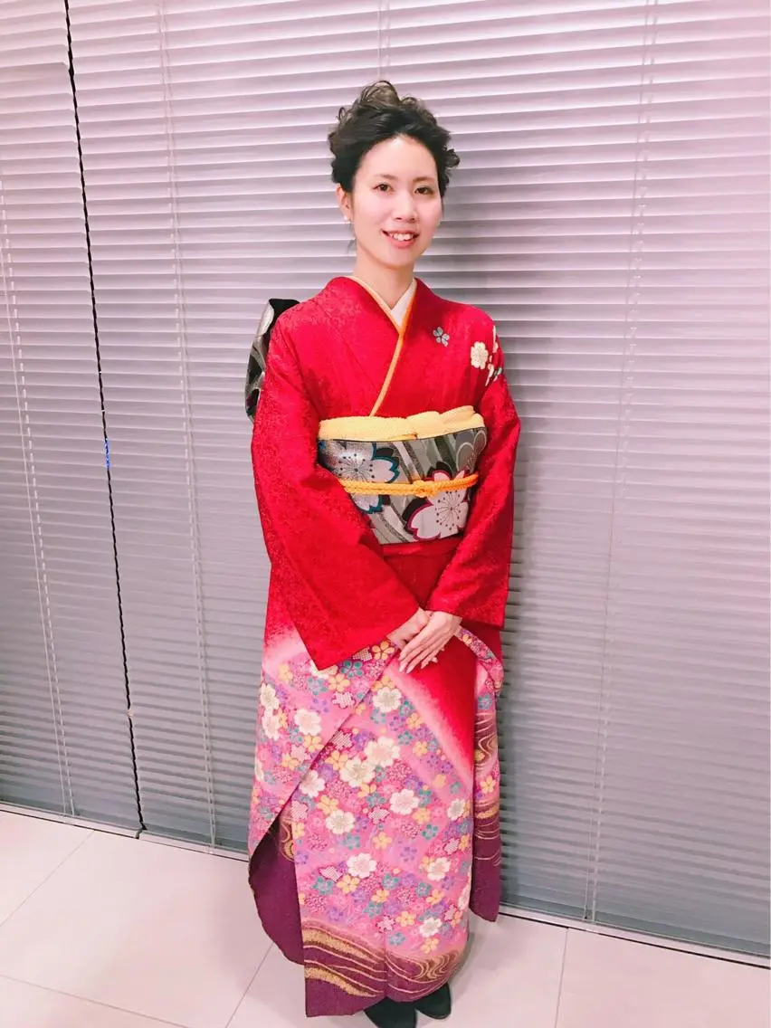 ロング ヘアアレンジ 卒業式のヘアスタイル G LUX 清水のマツエク・マツパデザイン