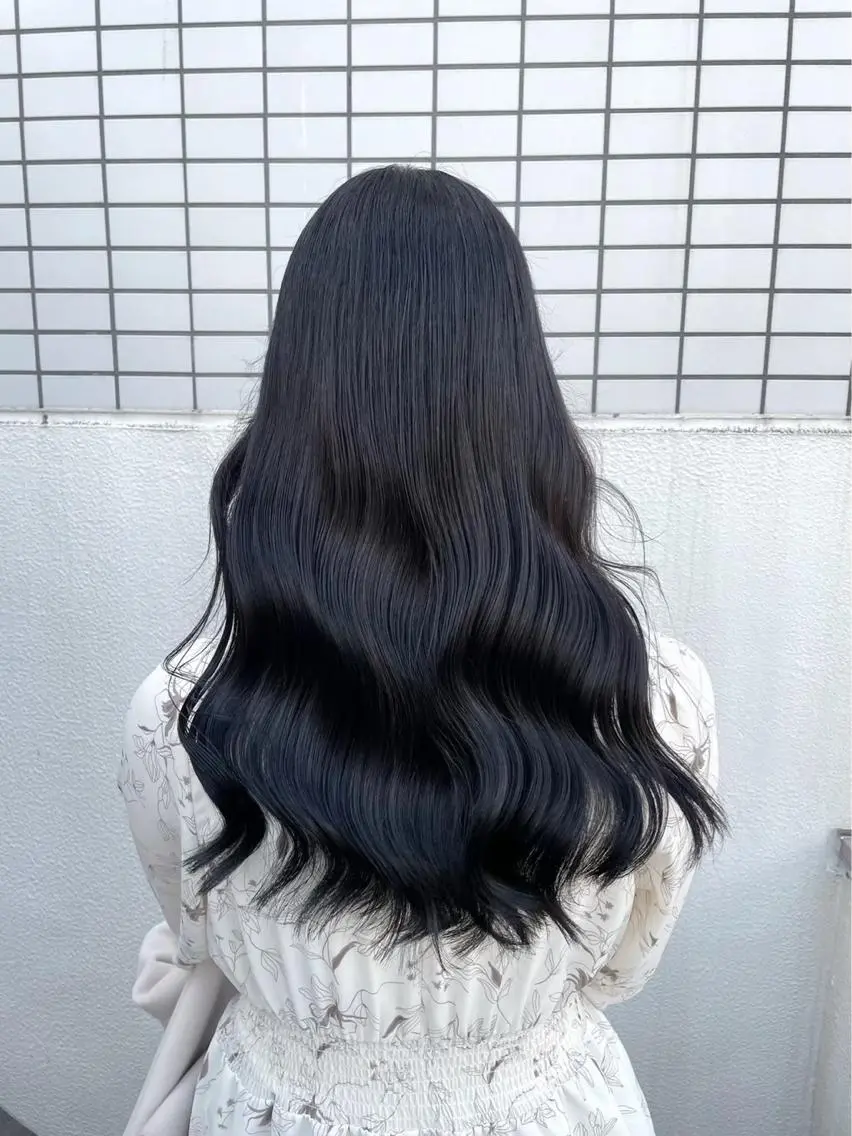 セミロング カラー パーマ ヘアアレンジ メンズ キッズ ネイル マツエク・マツパ アイブロウ 韓国系🇰🇷🩶 艶暗髪/MEIのヘアスタイル