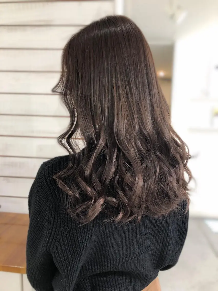 セミロング カラー アッシュ ベージュカラー 🦋美髪/エクステ 🦋アベイクミのヘアスタイル