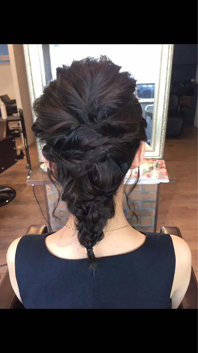 カラー パーマ ヘアアレンジ shi hoのヘアスタイル