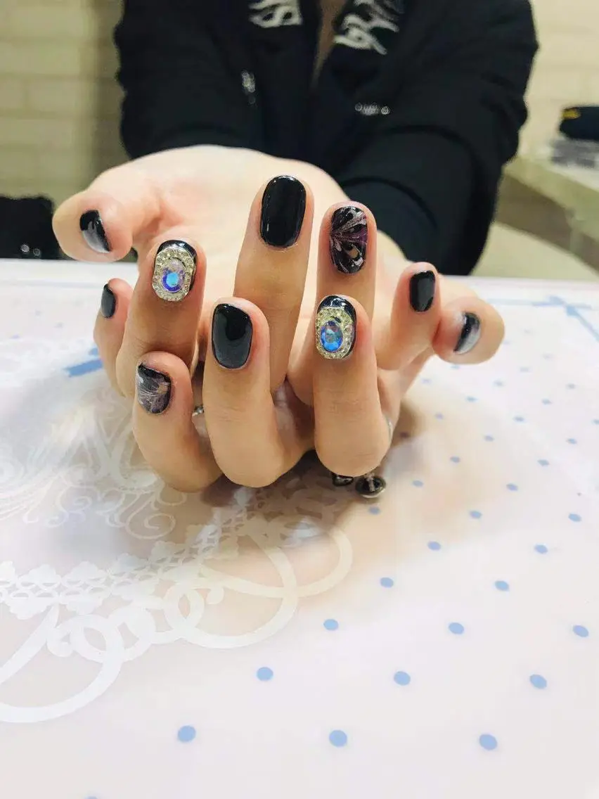 ネイル チップ長さだし Chiaraのネイルデザイン