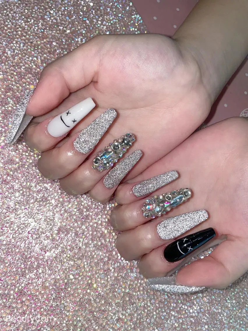 ロング ネイル アートネイル フラッシュネイル スカルプネイル ハンドネイル 《LB》ラブリエ Nail&eyeのマツエク・マツパデザイン