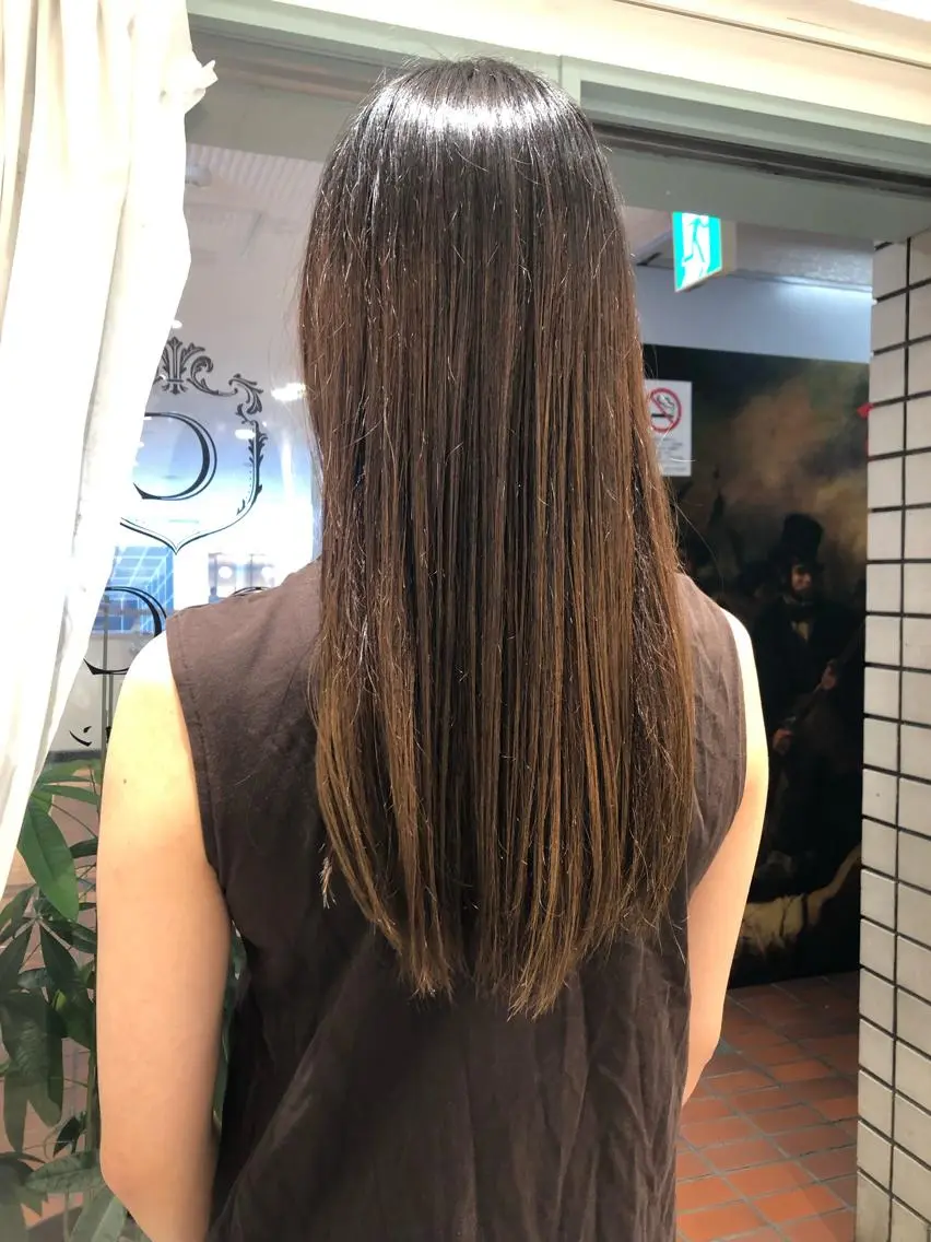 ロング トリートメント カット ヘアカラー MYA 🤍kanaのヘアスタイル