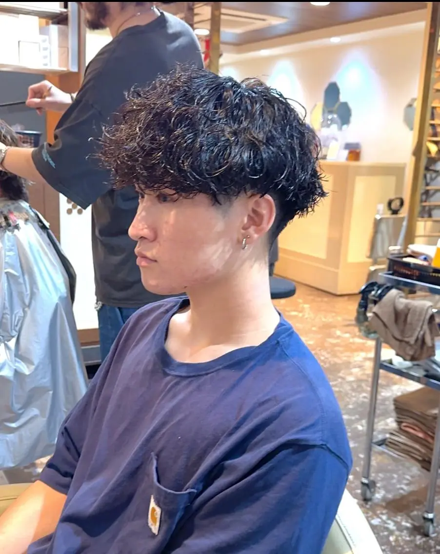 ミディアム カット パーマ 坂梨 健斗のヘアスタイル