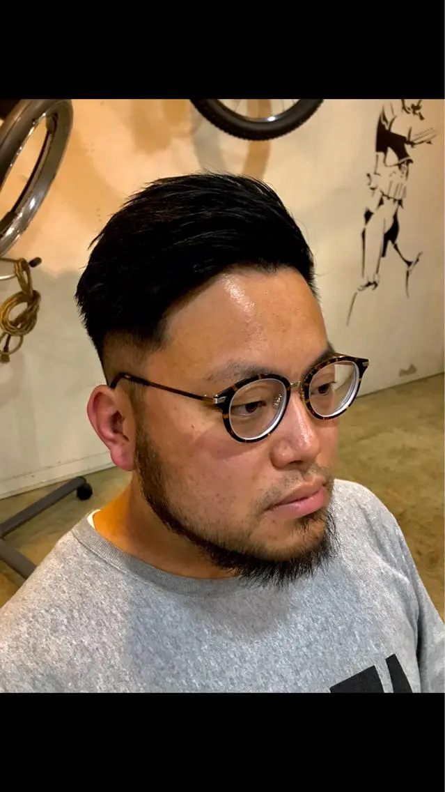 メンズ フェードカット 七三 カット ISUTA　中村 翔のヘアスタイル