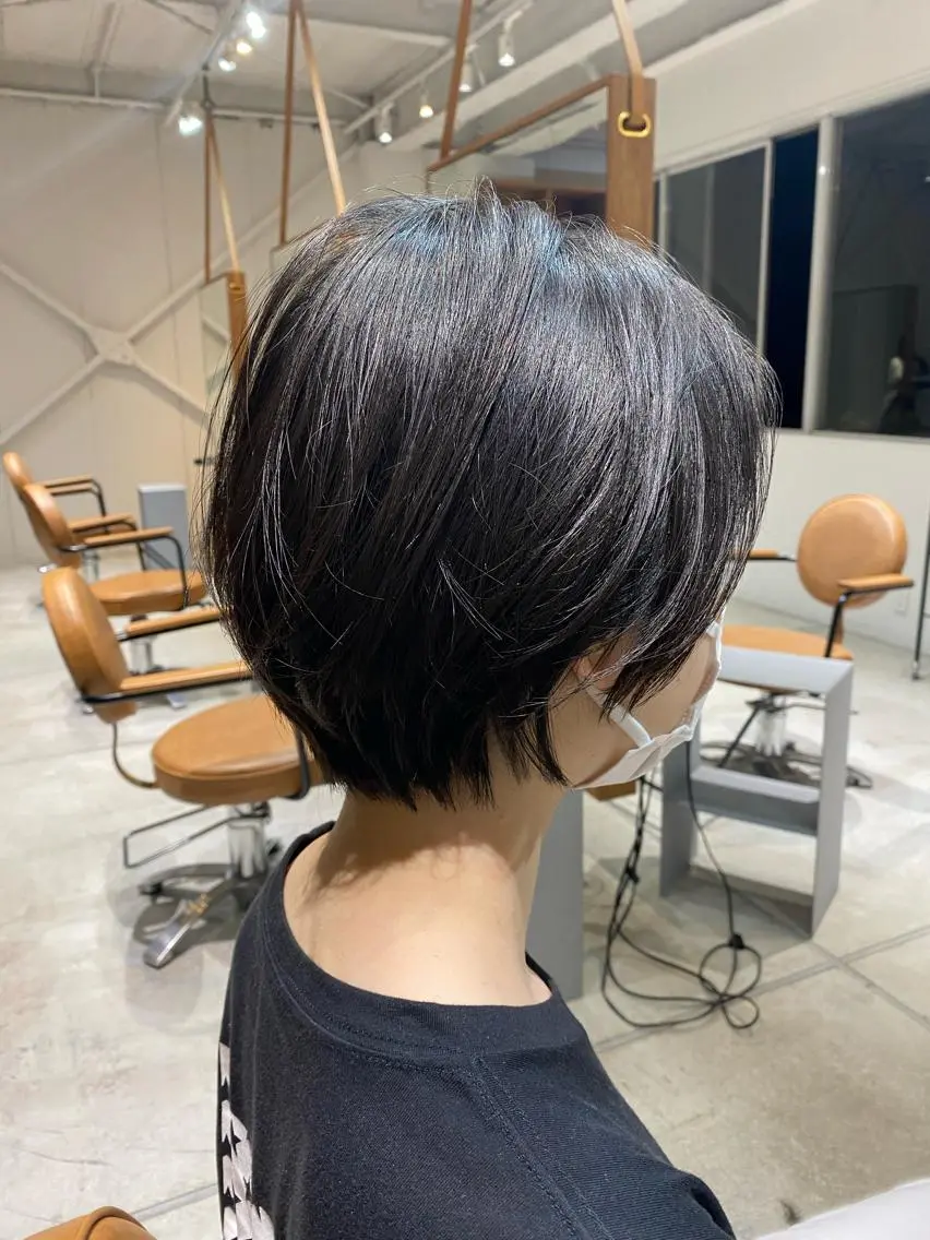 ショート 似合わせレイヤー 阿波座/ふじむらのヘアスタイル