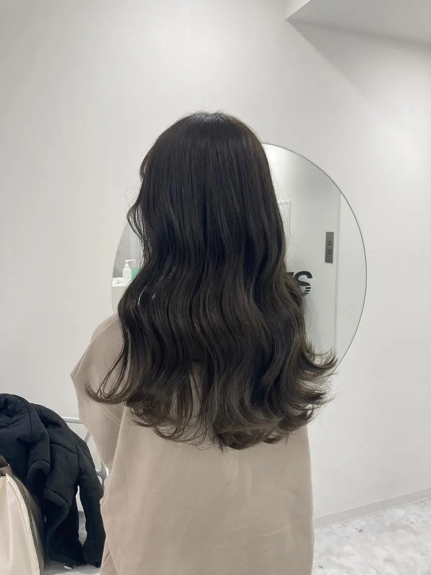 ロング カラー 韓国アイドル🤍ブリ ーチカラー🤍わかなのヘアスタイル
