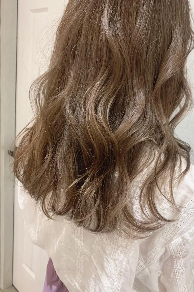 セミロング カラー ヘアアレンジ ネイル マツエク・マツパ 滝島 真帆のヘアスタイル