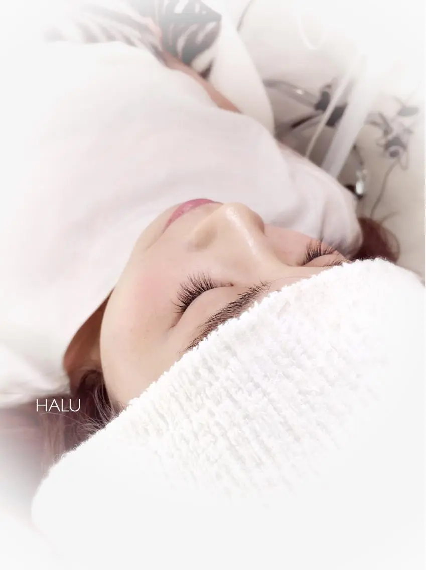 マツエク・マツパ Jカール HALU ハルのネイルデザイン