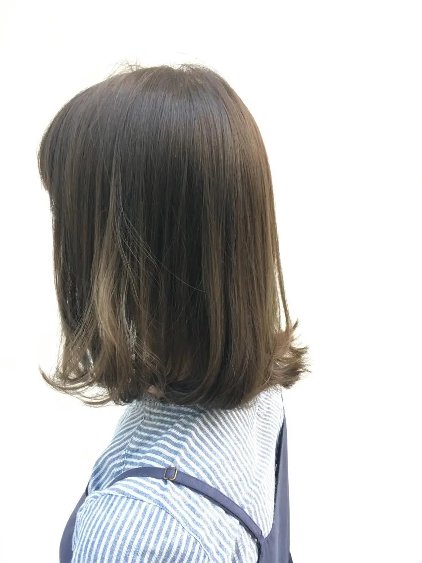 ミディアム カラー Lagom なかだのヘアスタイル