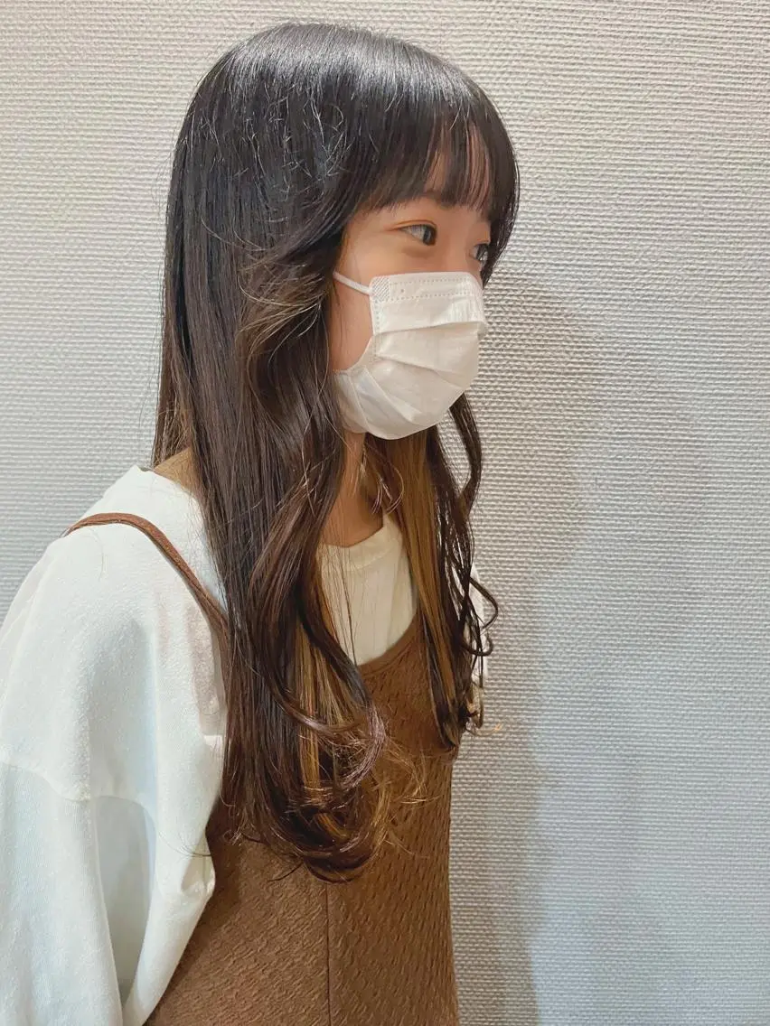 ロング レイヤーカット かわい りほのヘアスタイル