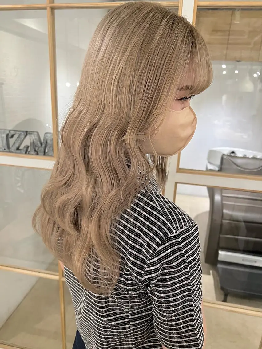 セミロング nailist mana𖤐´-のネイルデザイン
