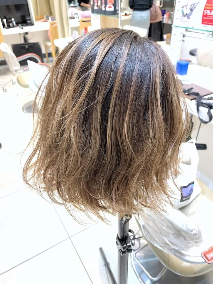 ミディアム カラー 縮毛矯正/髪質改善 ⭐️レイヤーの達人悟のヘアスタイル