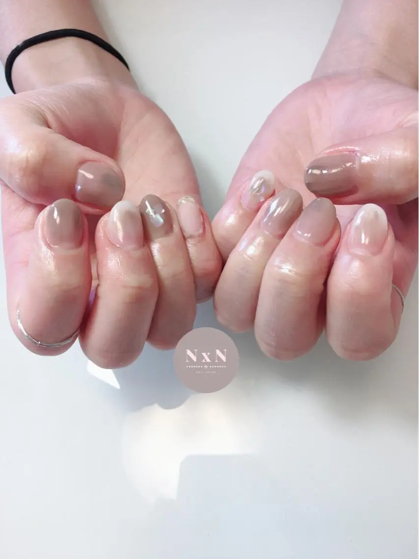 ネイル べっ甲ネイル ブラウン ジェルネイル ぷっくりネイル ハンドネイル nail salon N×Nのネイルデザイン